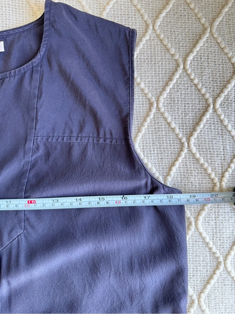 Tory Burch 100% Silk Sleeveless Blouse Top Charcoal V-Neck Pleated Size S